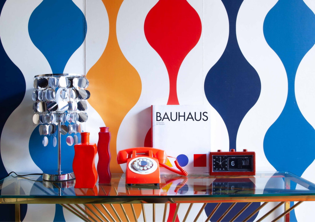 Label Emmaüs affiliation influence